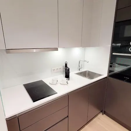 Apartment White Pearl 1.10