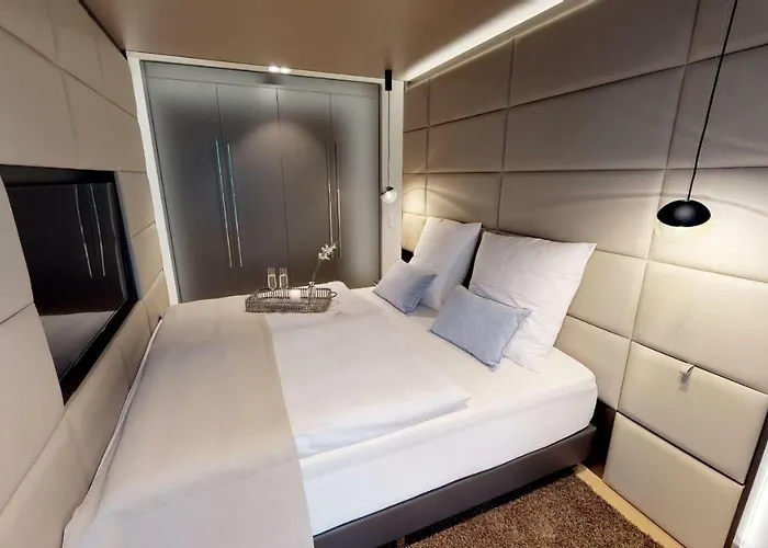 White Pearl 1.10 Lejlighed